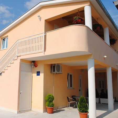 Apartments Kairos - Bili 9 Kaštela الغرفة الصورة