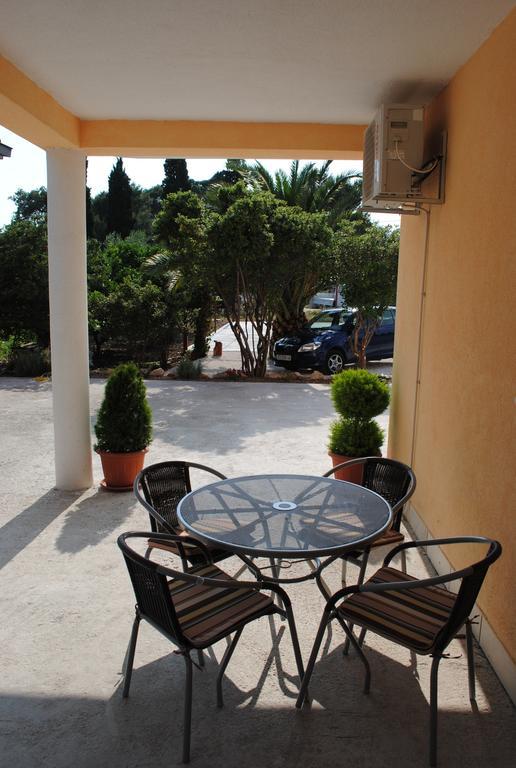 Apartments Kairos - Bili 9 Kaštela المظهر الخارجي الصورة